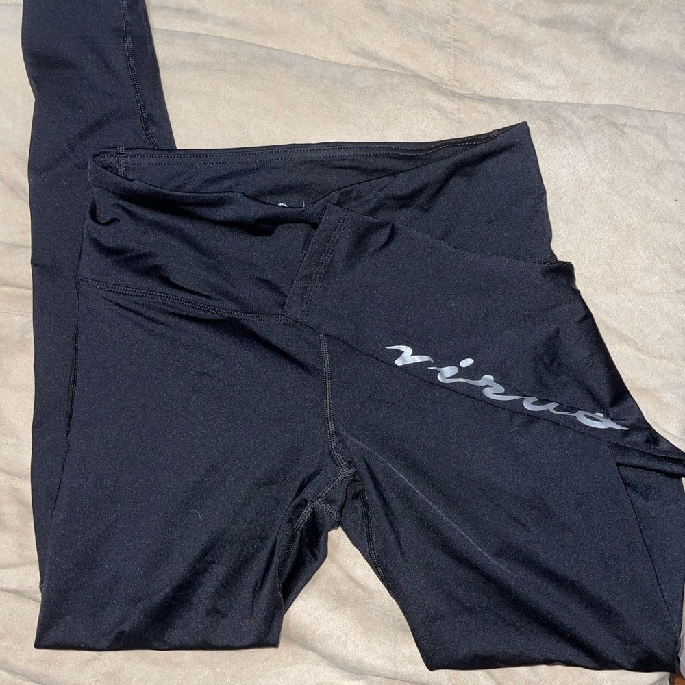 Virus leggings